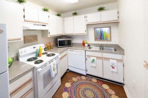 Reserve on Third - Gallery - 20