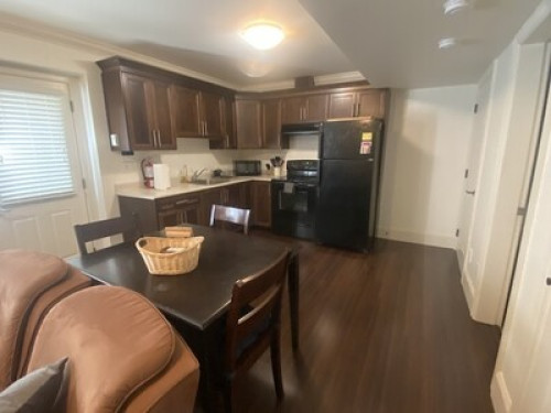 Private Suite -- Do your own thing!