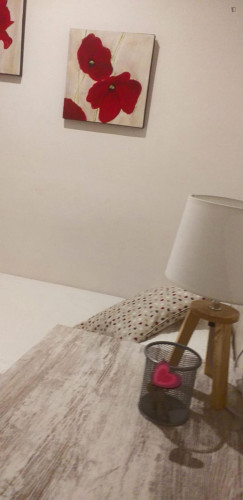 Comfortable single bedroom close to the city center of Granada