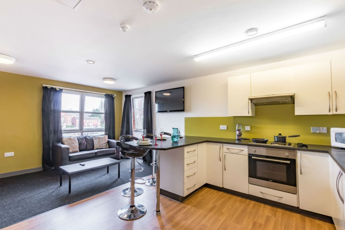 En-Suite 5-6 Bed Cluster - Russell View - Gallery - 14