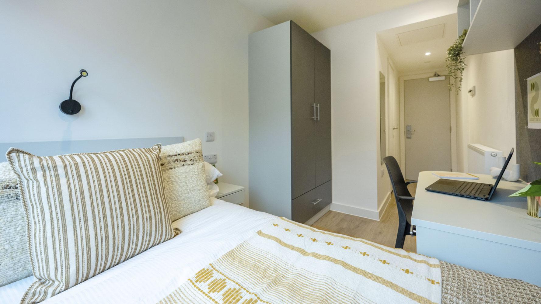  Classic En-Suite  -  Sheares Hall  - Gallery -  19