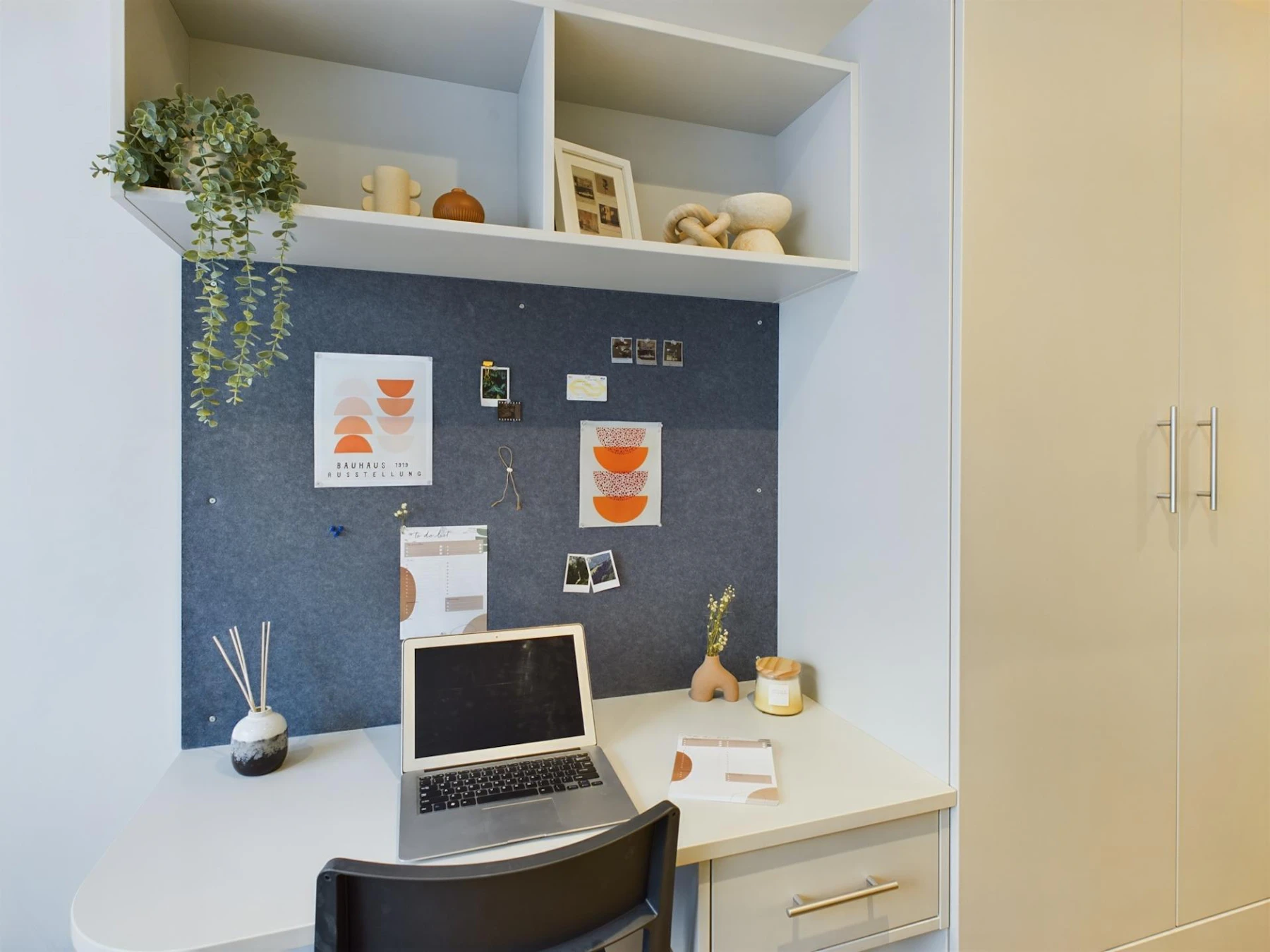  Classic Studio Plus  -  Sheares Hall  - Gallery -  3