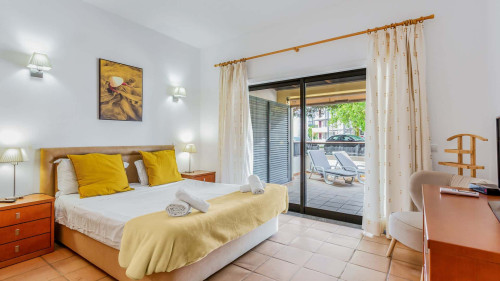 Wonderful Flat W/ Big Patio