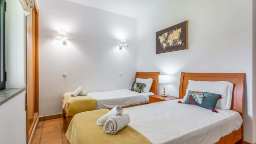 Wonderful Flat W/ Big Patio