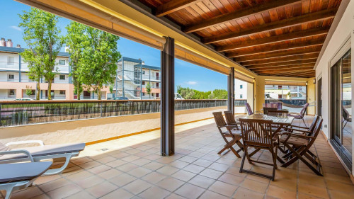 Wonderful Flat W/ Big Patio  - Gallery -  5