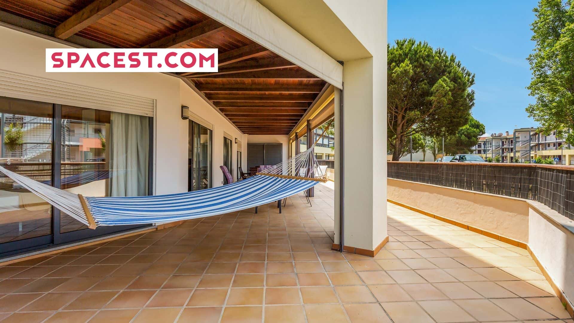  Wonderful Flat W/ Big Patio  -  Wonderful Flat W/ Big Patio  - Gallery -  1