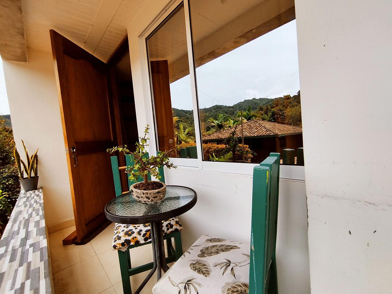 Large Private Room With Balcony - Charming home w/ an inspiring workspace surrounded by nature and community. - Gallery - 19