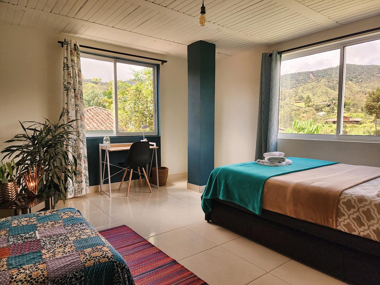 Regular Private Room - Charming home w/ an inspiring workspace surrounded by nature and community. - Gallery - 43
