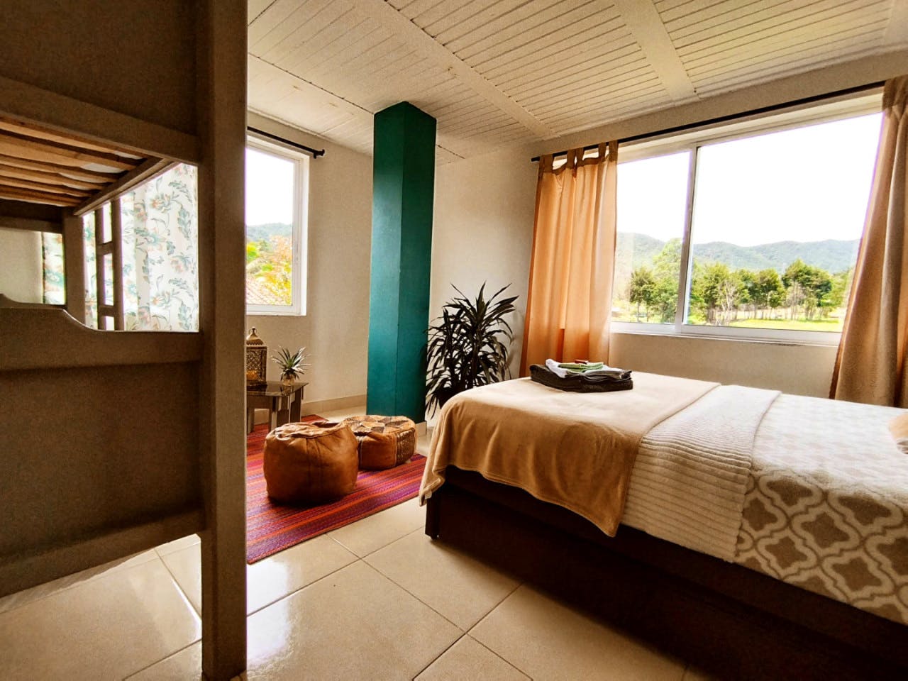 Regular Private Room - Charming home w/ an inspiring workspace surrounded by nature and community. - Gallery - 8