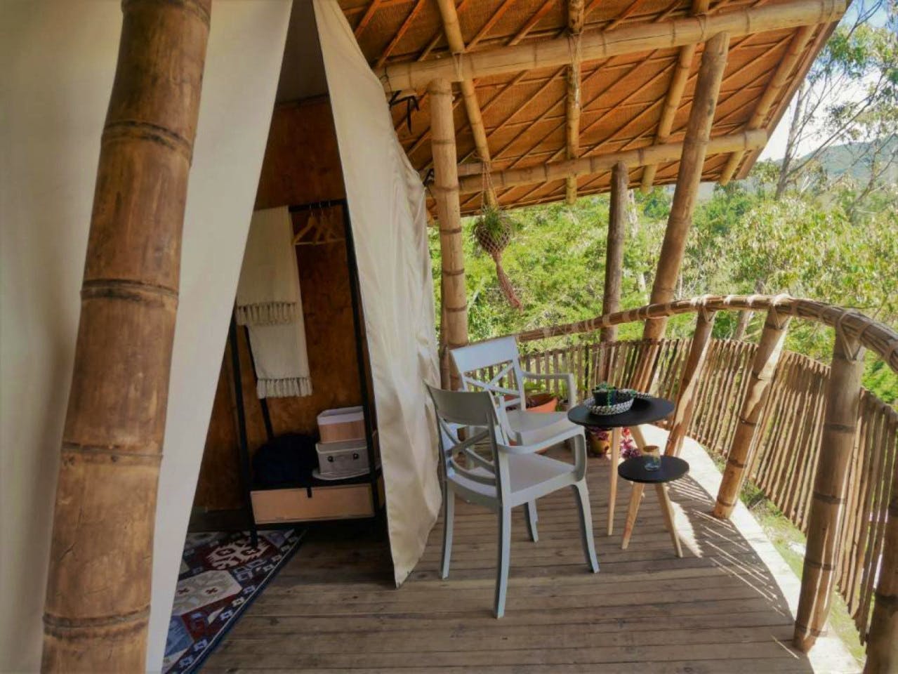 Mountain View Cabin - Charming home w/ an inspiring workspace surrounded by nature and community. - Gallery - 3