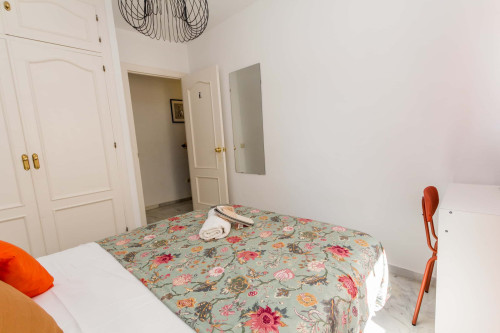 259-1 Calle Martinez de la Rosa 153 3D, Habitación 1