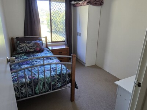 2-rooms-available-for-men-perth-65277584820241112022812AM