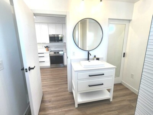 Private 2nd Floor Oasis