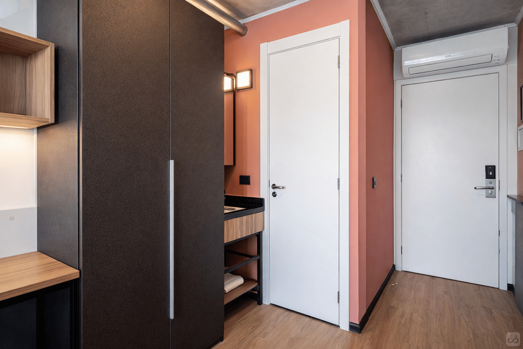 Private Studio - 86