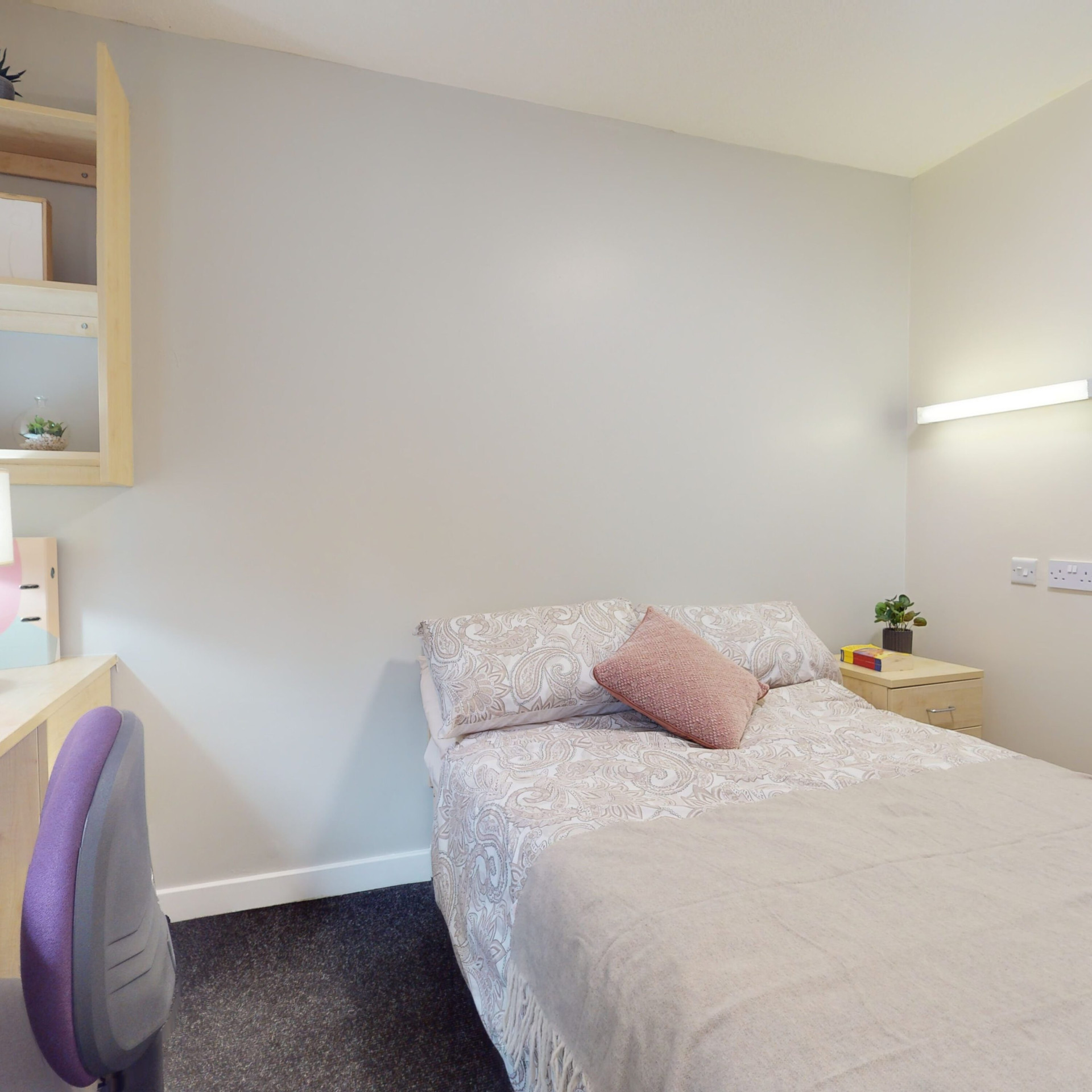  Classic 5 Bed En-Suite  -  The Pinnacles  - Gallery -  13
