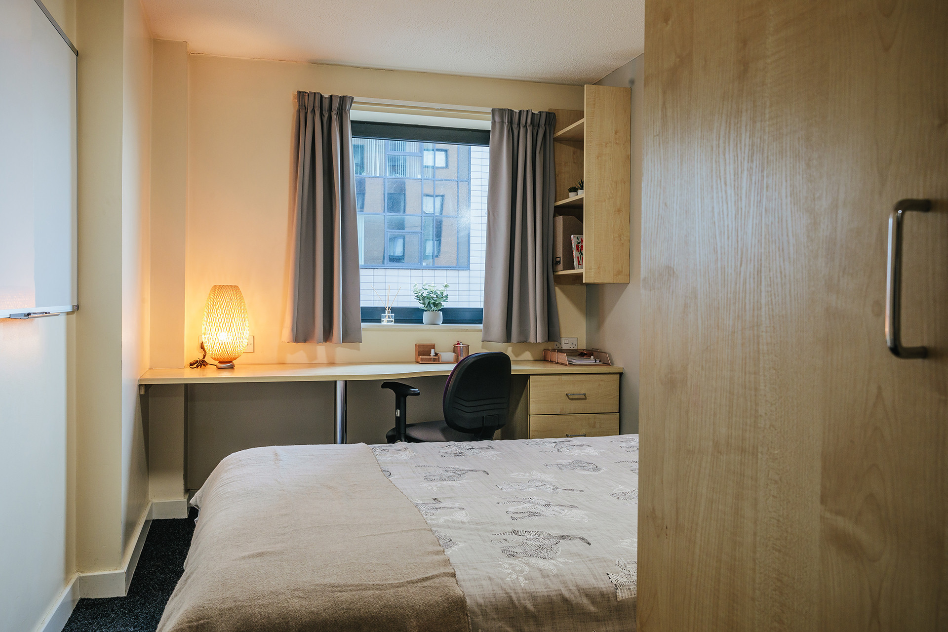  Premium 5 Bed En-Suite  -  The Pinnacles  - Gallery -  11