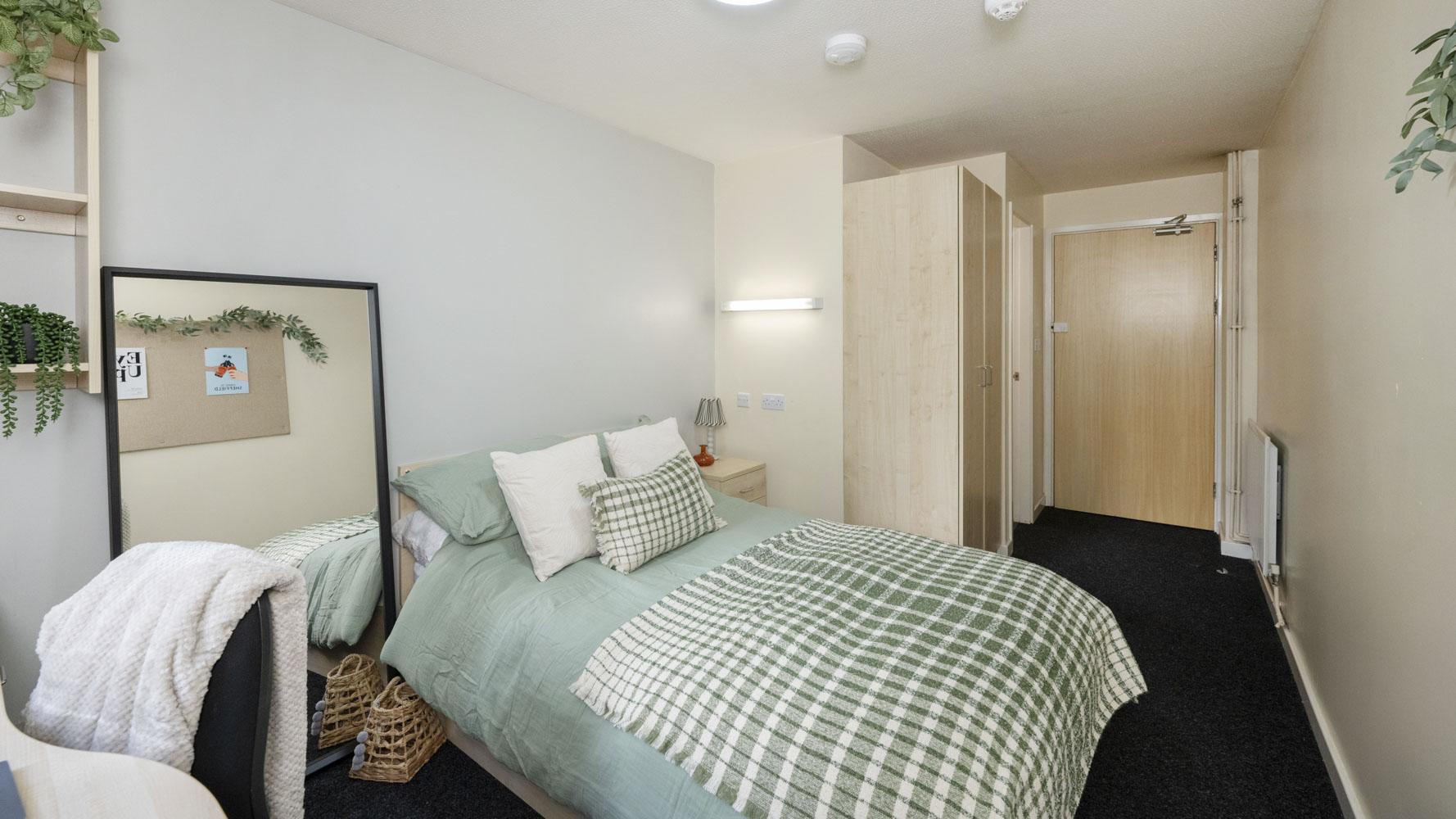  Classic 4 Bed En-Suite  -  The Pinnacles  - Gallery -  11