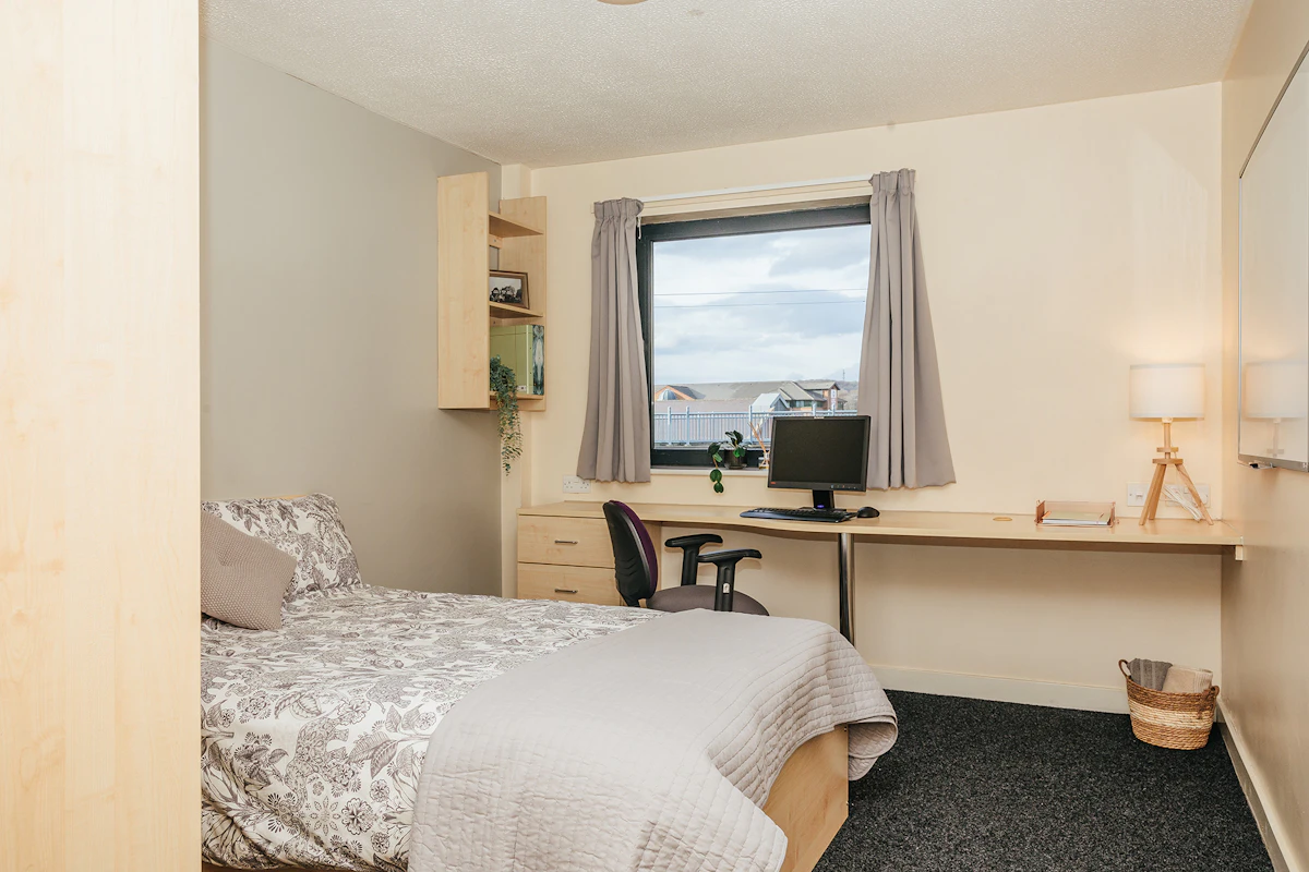  Premium Plus 5 Bed En-Suite  -  The Pinnacles  - Gallery -  1