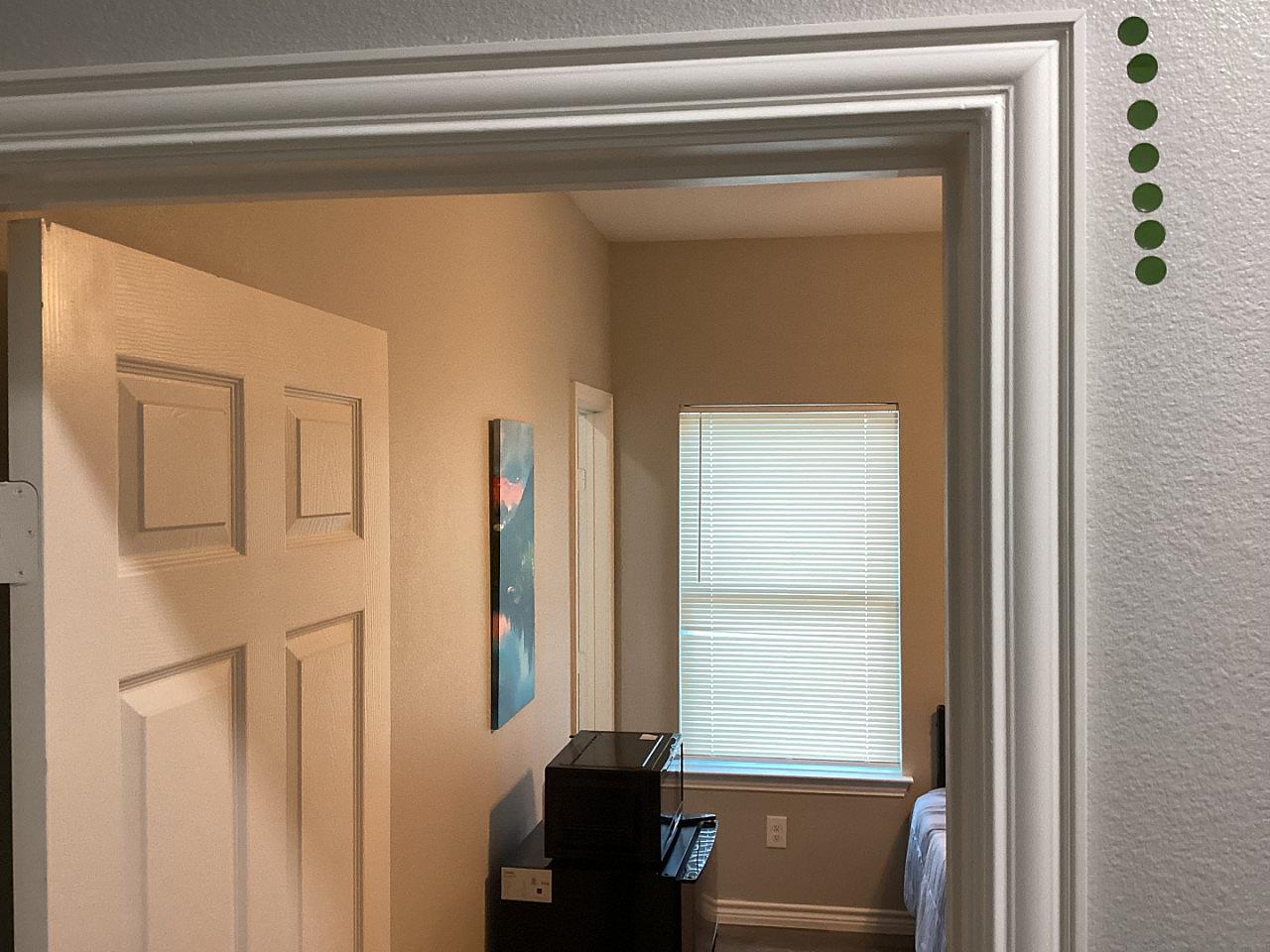  Singe Private Bedroom  -  Charming Bedrooms with Private Bath, Full Kitchen, and Personal Appliances nearby God and Jesus Perfect Church  - Gallery -  14