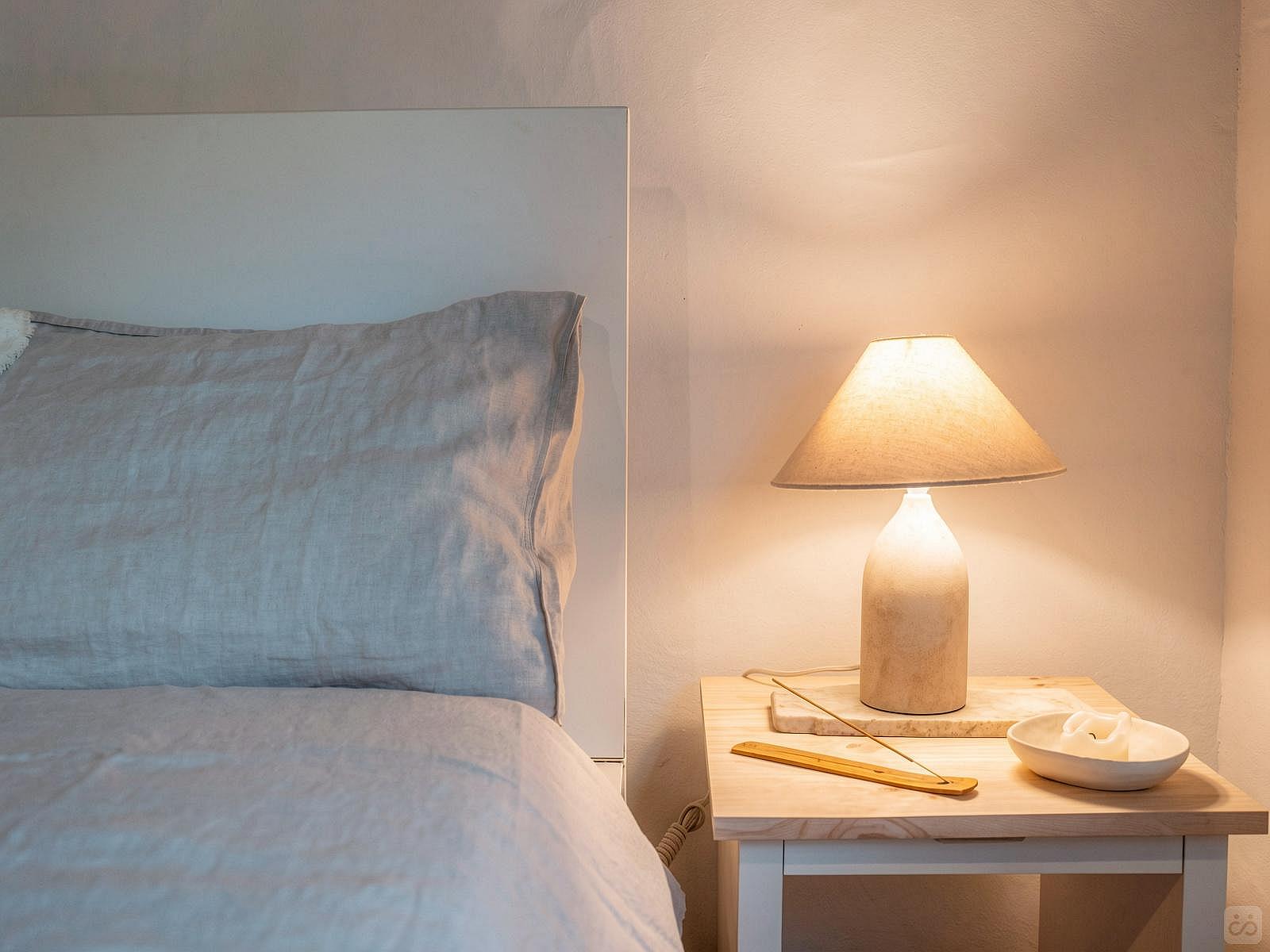 Mid-Sized Room - 65