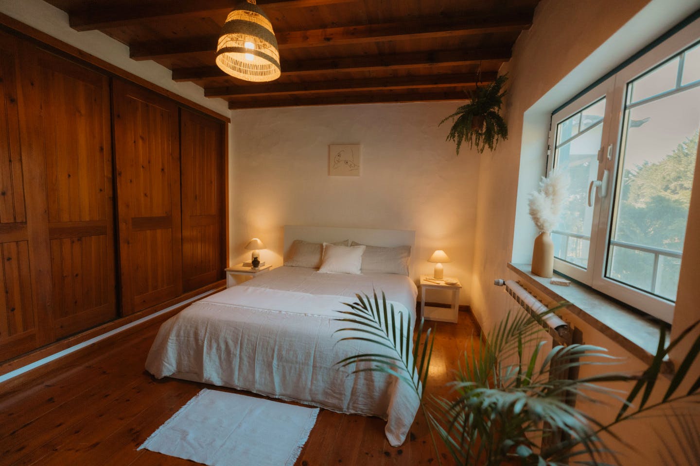 Mid-Sized Room - 1