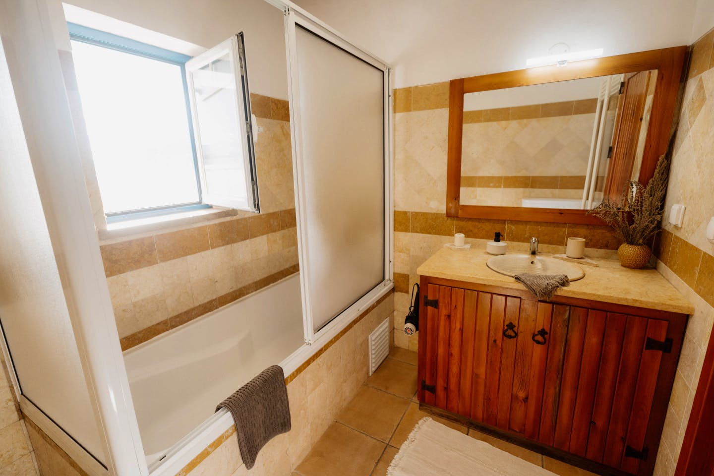 The Suite - 10