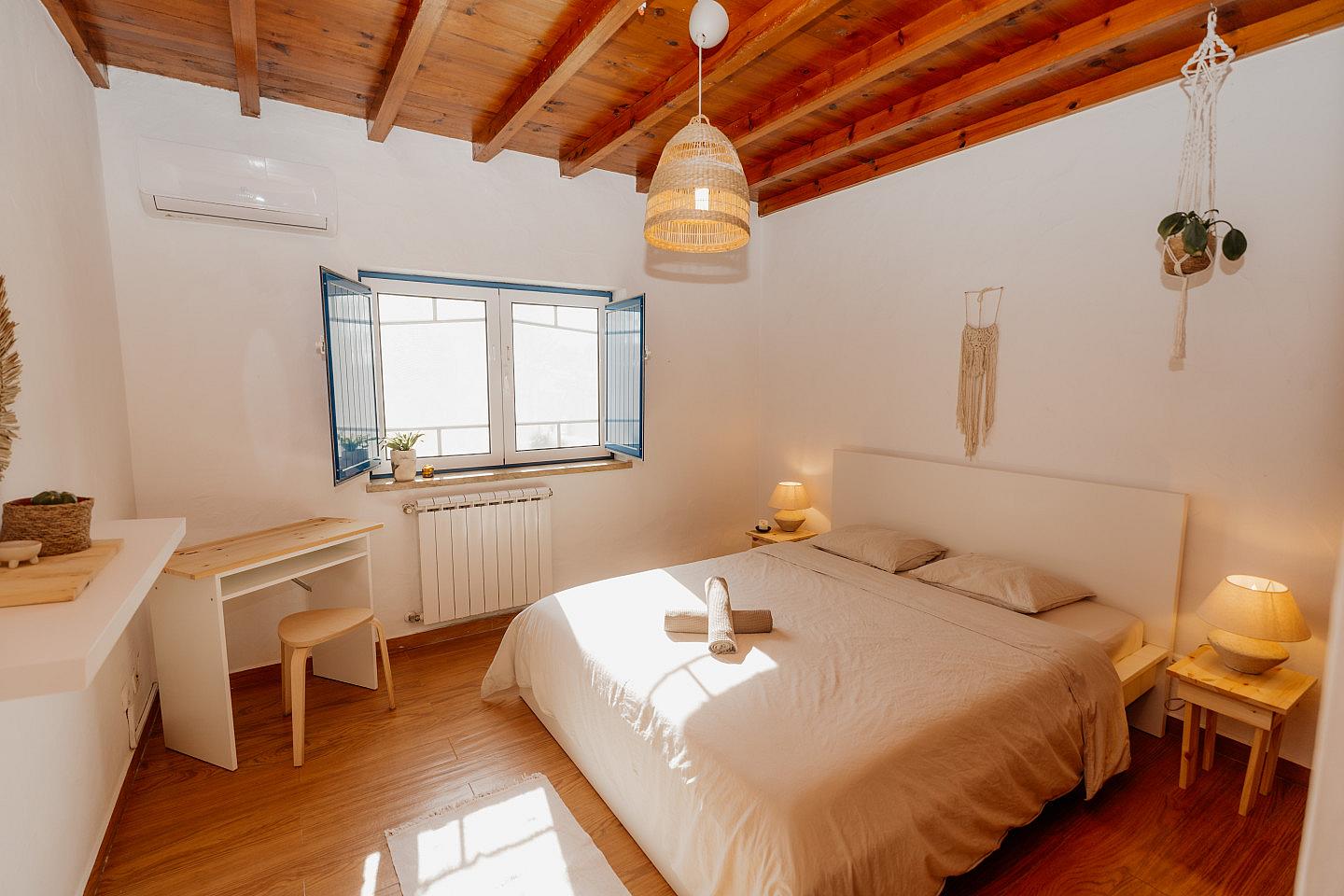 Mid-Sized Room (Cozy Plus) - 36
