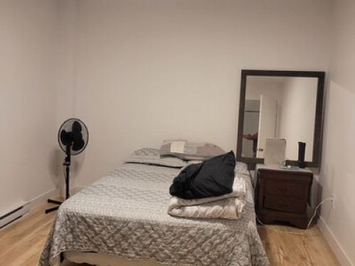 Cozy Room for Rent in Duplex 