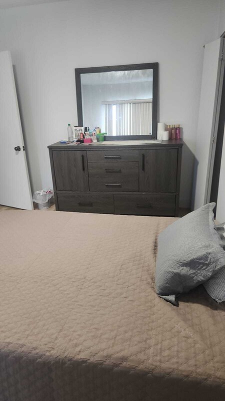  Private Room(Full Room)  -  Cozy Room for Rent in Duplex   - Gallery -  1