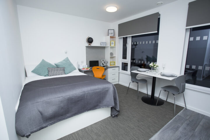  Executive Studio  -  Fraser Studios  - Gallery -  1