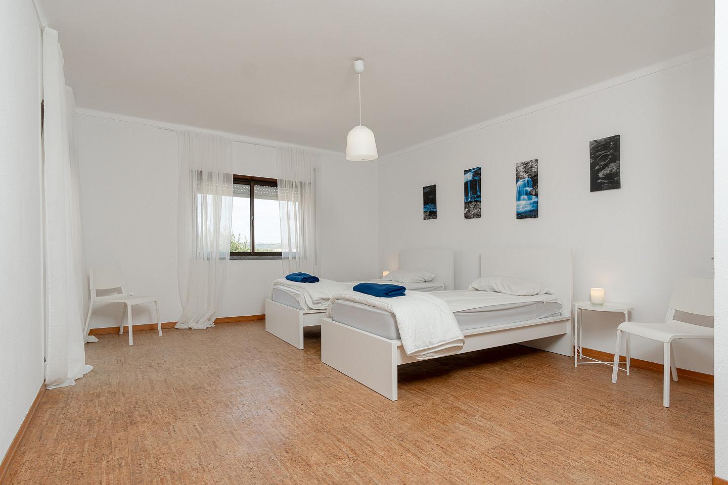 Bed In A 2-Bed Mixed Gender Room - Luxury house 8 minutes from Santa Cruz Beach - Gallery - 5