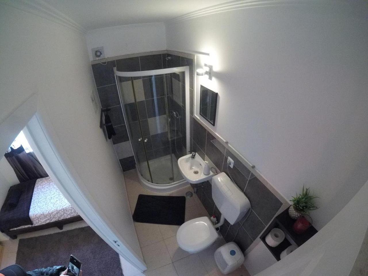  Private Room  -  Beach House near Praia do Portinho da Areia do Norte  - Gallery -  7