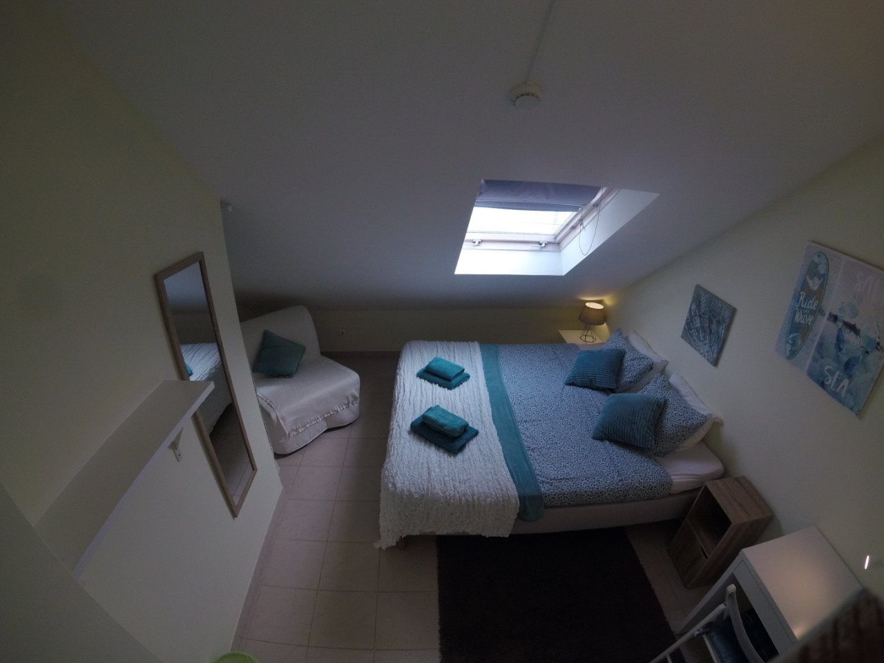  Private Room  -  Beach House near Praia do Portinho da Areia do Norte  - Gallery -  15