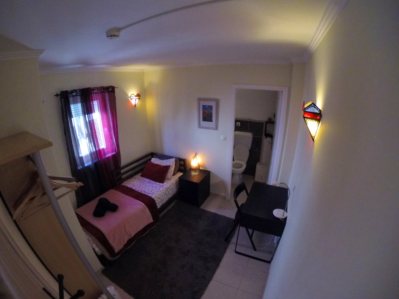  Private Room  -  Beach House near Praia do Portinho da Areia do Norte  - Gallery -  19