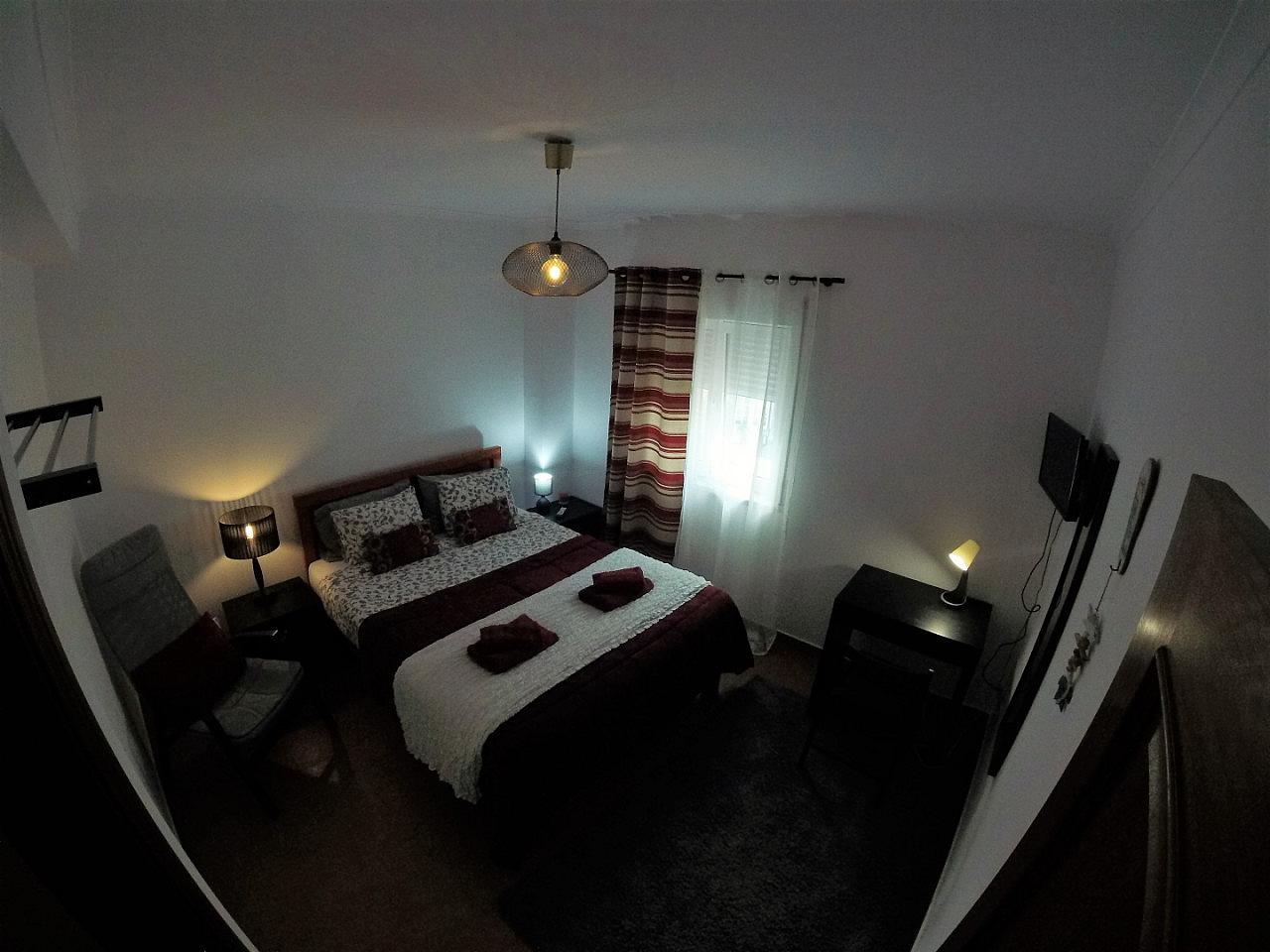  Private Room  -  Beach House near Praia do Portinho da Areia do Norte  - Gallery -  10
