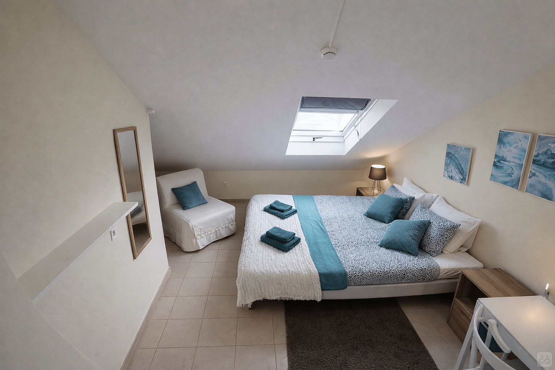 Private Room  -  Beach House near Praia do Portinho da Areia do Norte  - Gallery -  27