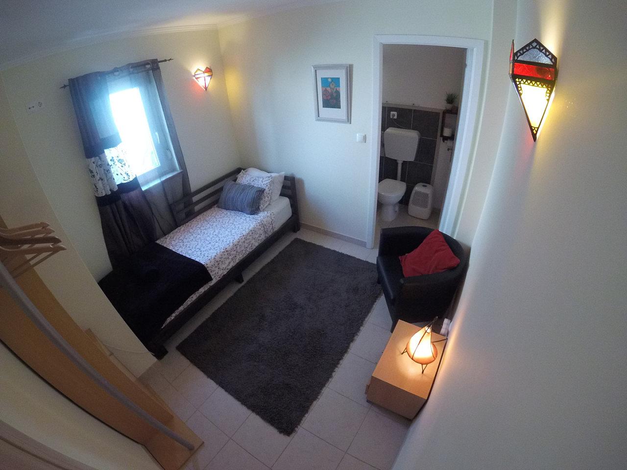  Ensuite Room  -  Beach House near Praia do Portinho da Areia do Norte  - Gallery -  16