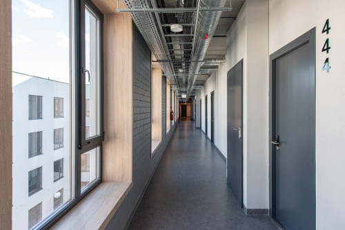 Stunning Stylish Complex w/ Gym + Coworking near grocery store