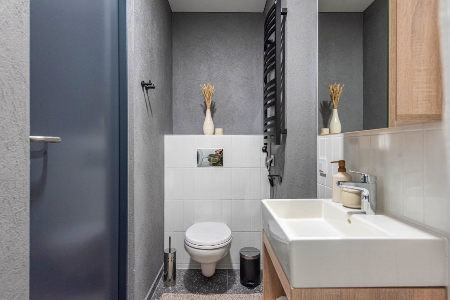 Private Single Studio - Stunning Stylish Complex w/ Gym + Coworking near grocery store Apartment - Gallery - 7