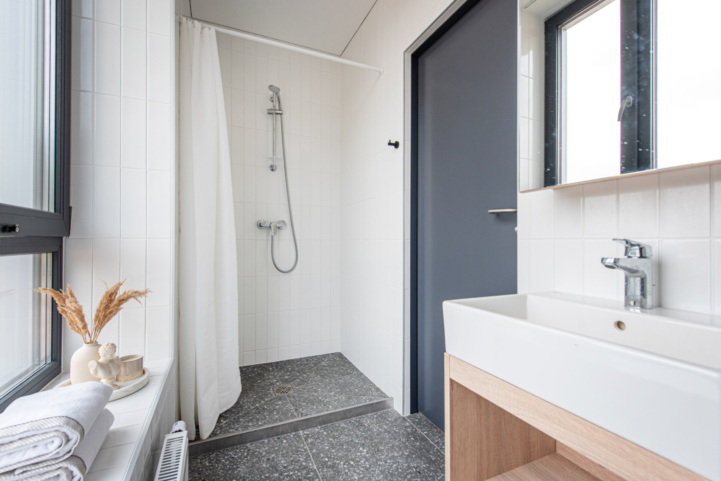 Private Premium Studio - Stunning Stylish Complex w/ Gym + Coworking near grocery store Apartment - Gallery - 13
