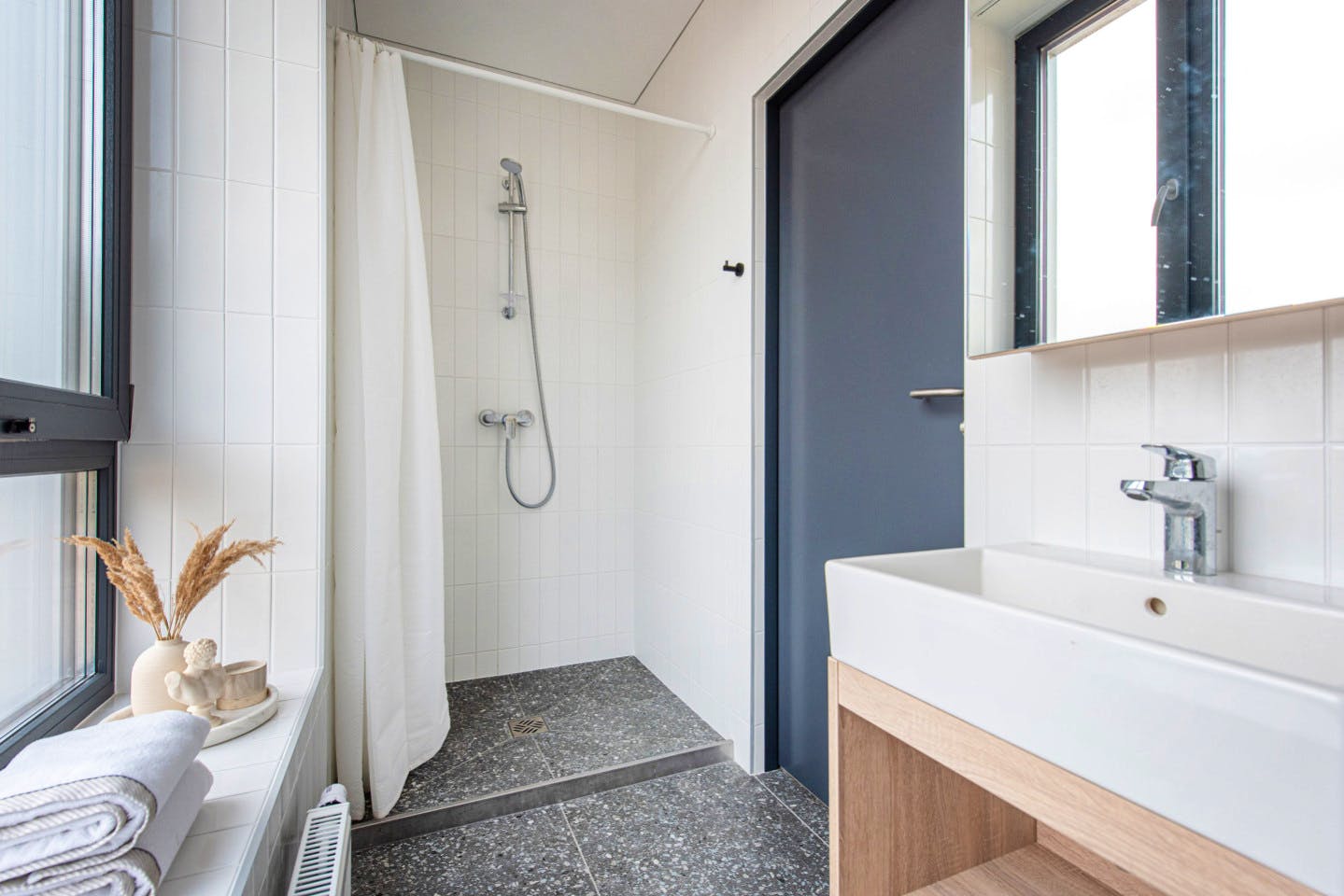 Private Premium Studio - Stunning Stylish Complex w/ Gym + Coworking near grocery store Apartment - Gallery - 4