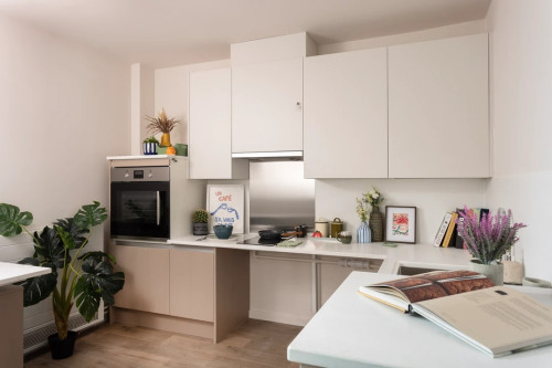 Avon Point - Rooms