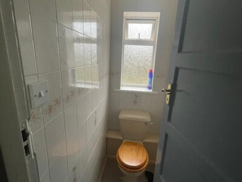 Double Bed Room in Gosforth