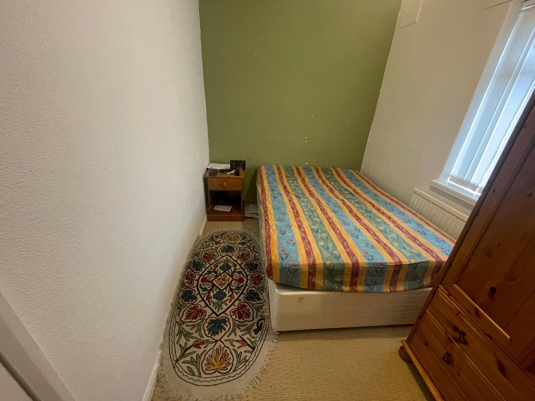  Room 1(Full Room)  -  Double Bed Room in Gosforth  - Gallery -  1