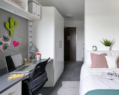 Frobisher House - Rooms