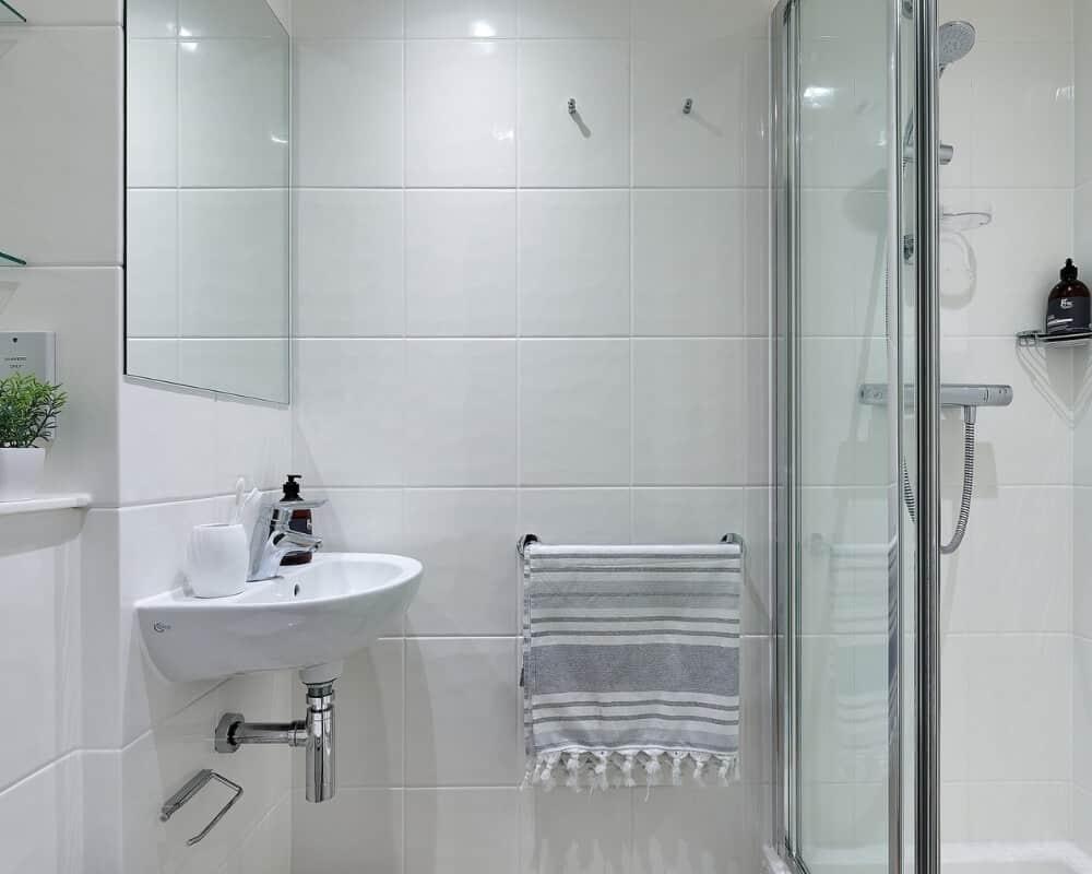 Premium Plus En-Suite  -  Frobisher House  - Gallery -  8