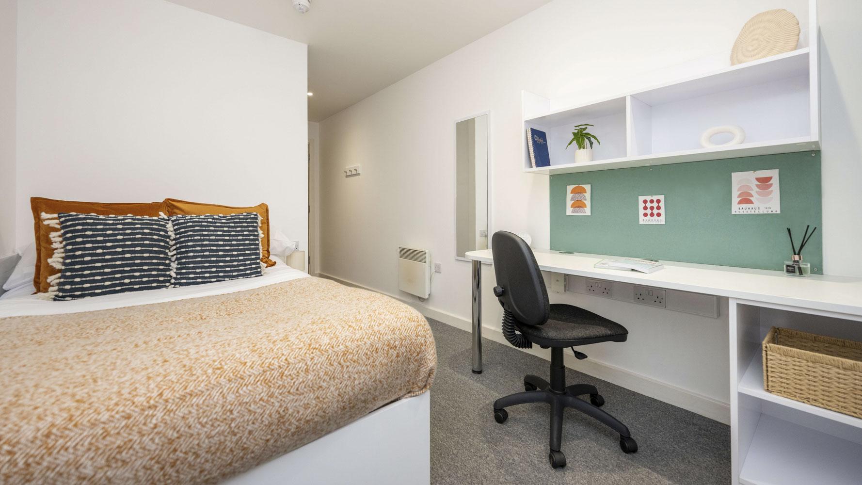  Standard En-Suite  -  The Glassworks  - Gallery -  14