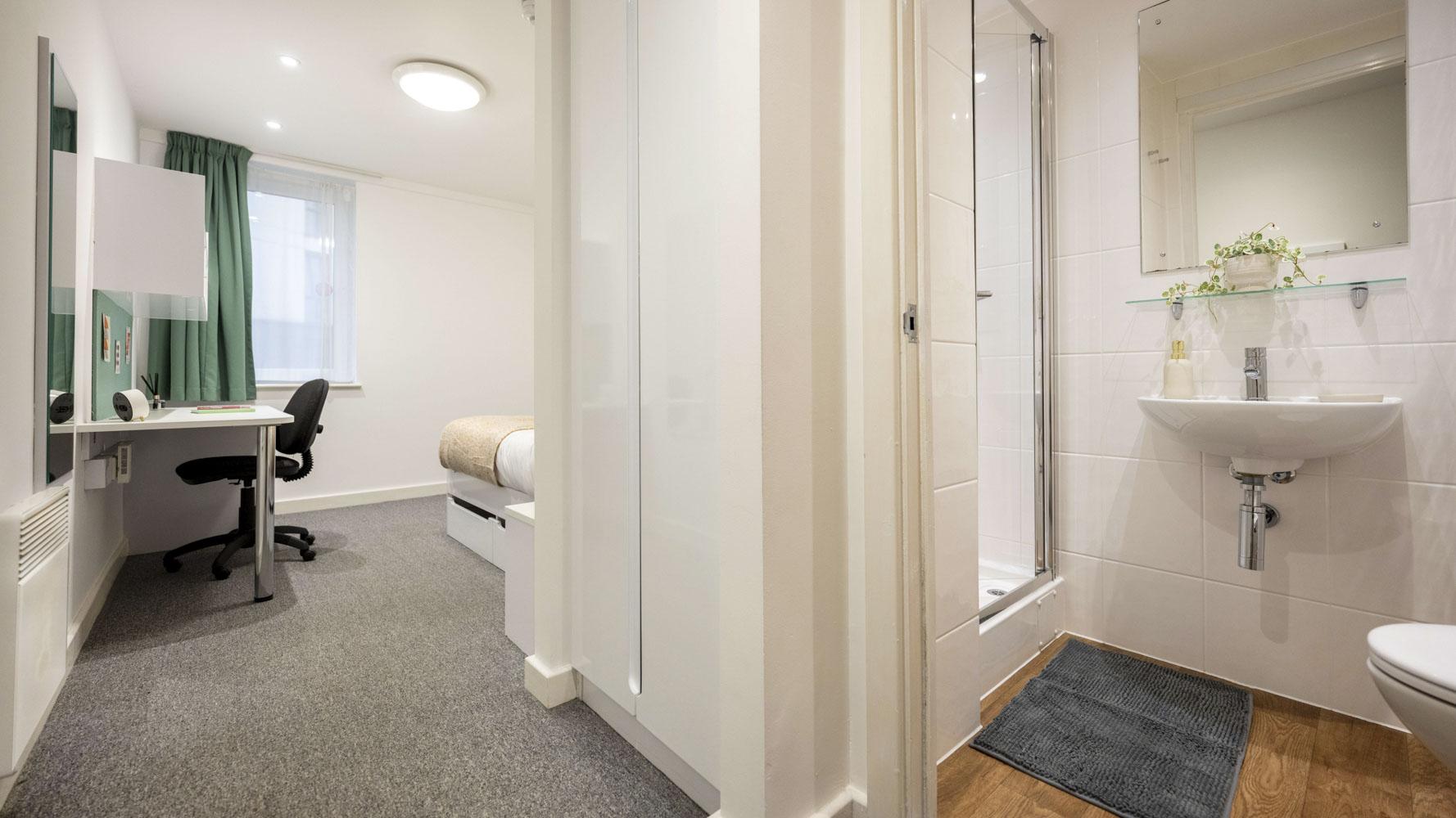  Standard En-Suite  -  The Glassworks  - Gallery -  6