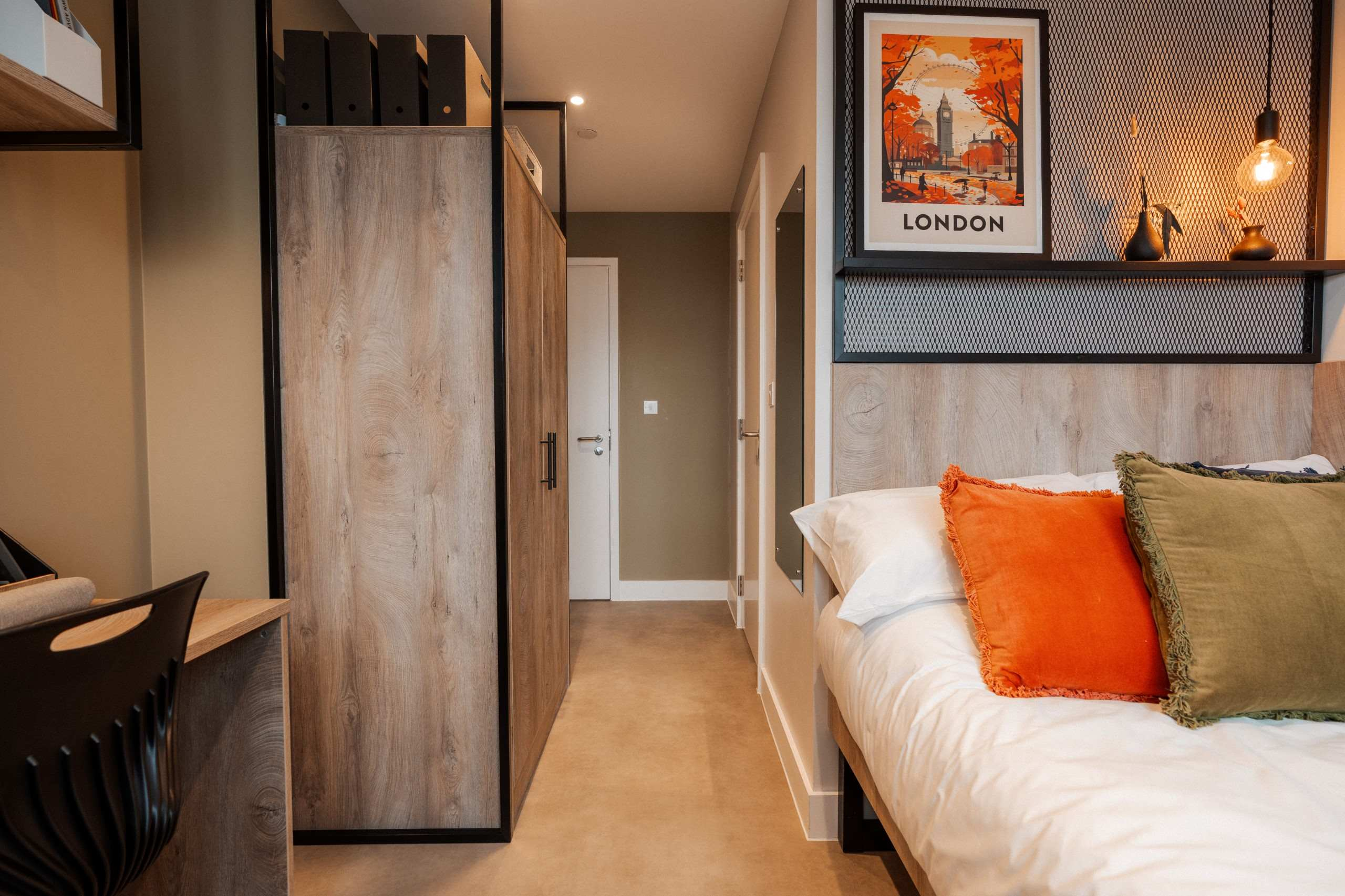 Classic En-Suite - 1