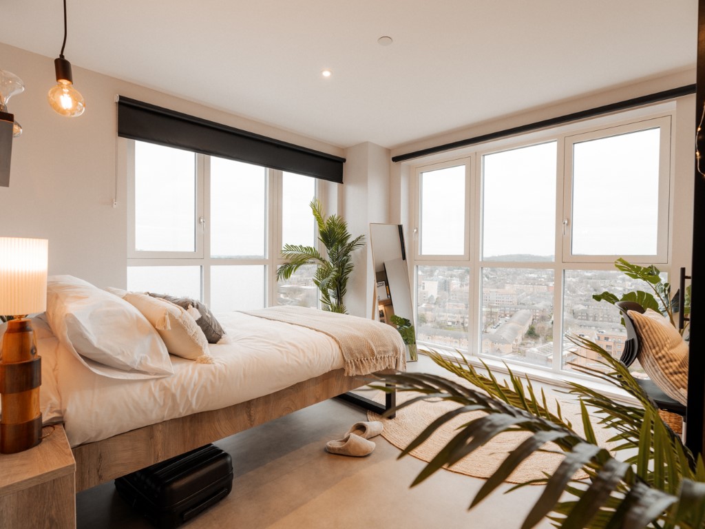 Superior En-Suite - South Bermondsey - Gallery - 3